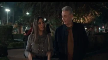 محمود حميدة يحاول إقناع أبنائه بحقه في الزواج مرة أخرى